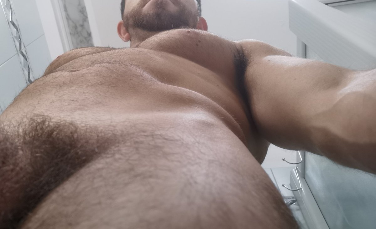 Giantdave88's tweet photo. Stop beating around the bush, start climbing my colossal body, you bugsππ #pecs #giantmaster #pov #macrophilia #macromaster #giantdave88 #muscles #bush #hair https://t.co/CiUaGNGKN6