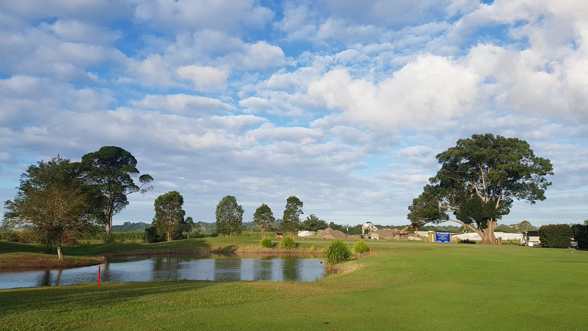 GarySmokey1's tweet photo. It is no surprise that @mullumgolf @jasonmatthews4 is one of those hidden gems in #australia. For a sneaky hitout. Dont be fooled that this #par72 course is an easy country course @DavisNick_2. Good to catch up with @lavertygolf afternoon hit #golf @charitychal https://t.co/gvbuX46Nay