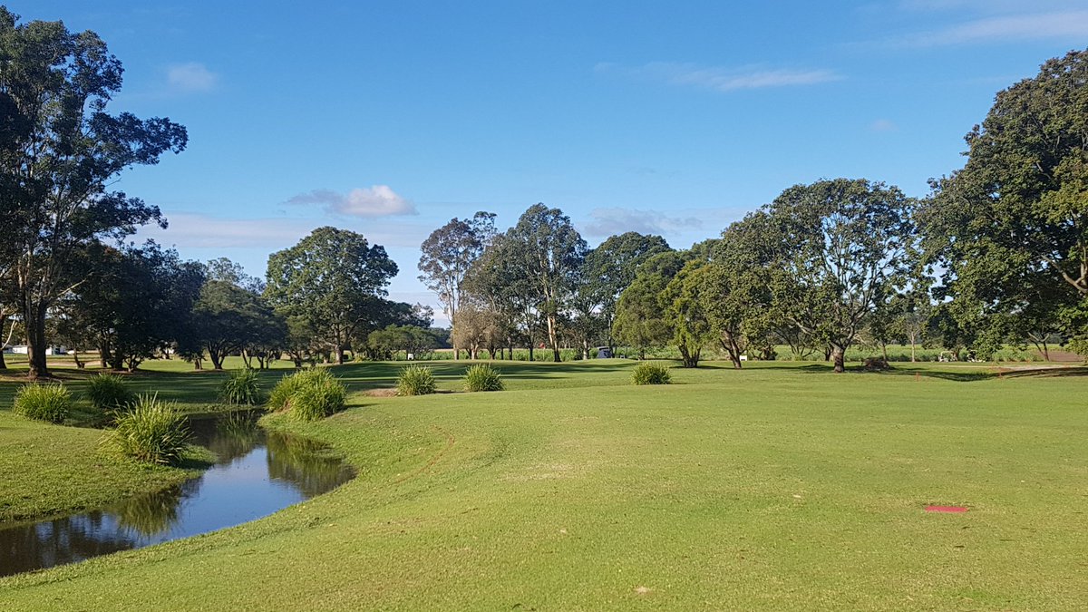 GarySmokey1's tweet photo. It is no surprise that @mullumgolf @jasonmatthews4 is one of those hidden gems in #australia. For a sneaky hitout. Dont be fooled that this #par72 course is an easy country course @DavisNick_2. Good to catch up with @lavertygolf afternoon hit #golf @charitychal https://t.co/gvbuX46Nay