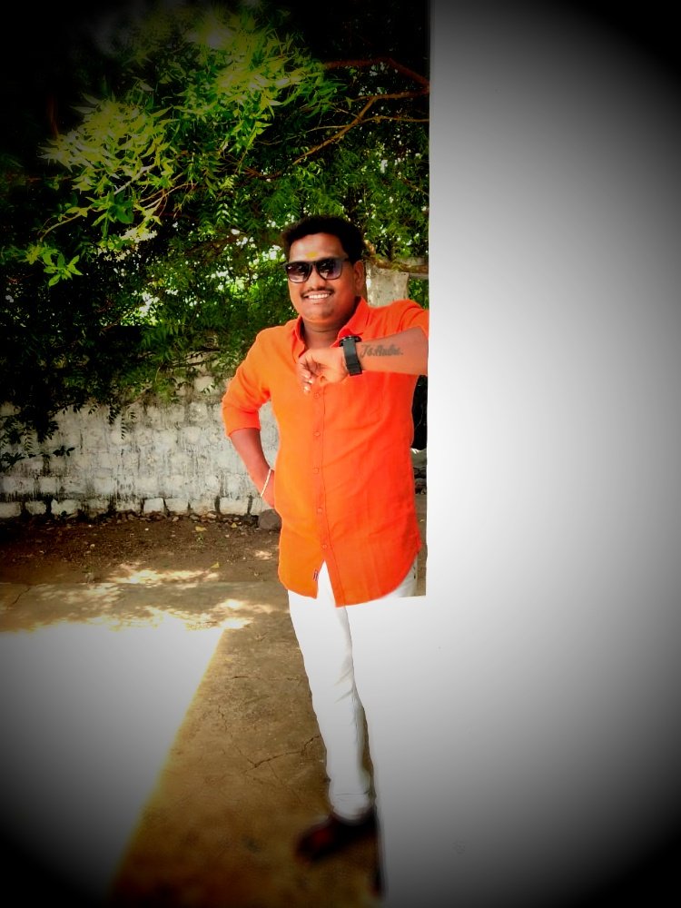 PallavaiA's tweet photo. உன் எண்ணம் விண்ணைத் தொட வேண்டுமென்றால் உன் வியர்வை மண்ணைத் தொட வேண்டும் By.         😘Rithuma😘 https://t.co/KsNRQ5ey5Z