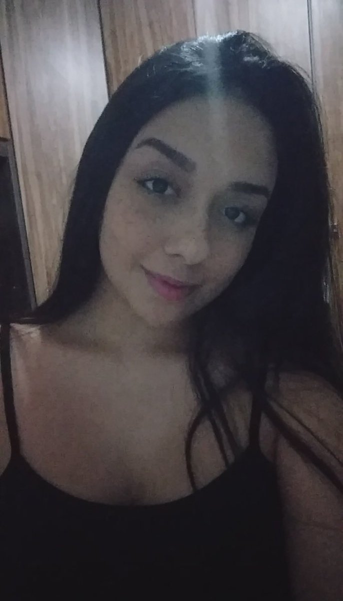 vips_ls's tweet photo. #LookLive E mais uma integrante nossa, a @cheirinhols está prontíssima e no aguardo da Live, e olha, falta menos de uma hora heinn 💙 lindaaa #LuanLoveEmCasa https://t.co/QdxsqR7CBG