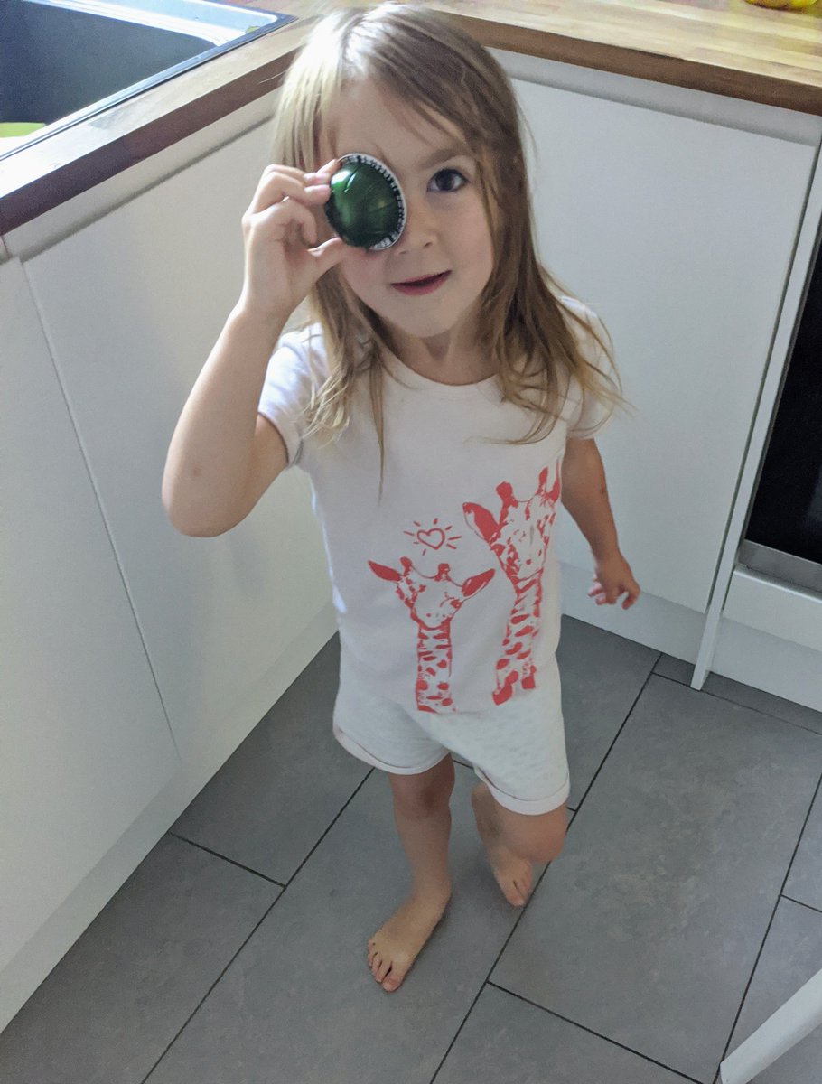 kevin_fielder's tweet image. Eye eye it's coffee time!
The lie-in diaries continue 😂
Wash on, coffee on, Coco pops ready.
Happy Sunday everyone. 
 
#liein #daddysgirl #DaddyDaughterTime
