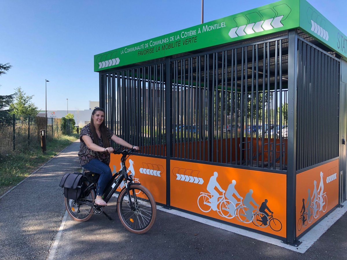 Prime pour l'achat d'un Vélo à Assistance Electrique sur la C.C. de la #Côtière à #Montluel #3CM. 15 % du prix d'achat, dans la limite de 300 Euros. Dossier de demande à retrouver sur : 3cm.fr/Aide-a-l-achat…