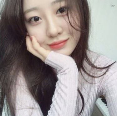 — yves’ selfies, from oldest to newest: a thread