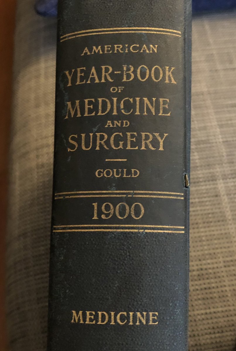 pzfritz's tweet photo. Remembered this old textbook on my shelf. Turns out that low carb has always been the correct way to treat diabetes. @FatEmperor @FructoseNo @DrPaulMason @BenBikmanPhD @drjasonfung https://t.co/oKJJ5hLfpr
