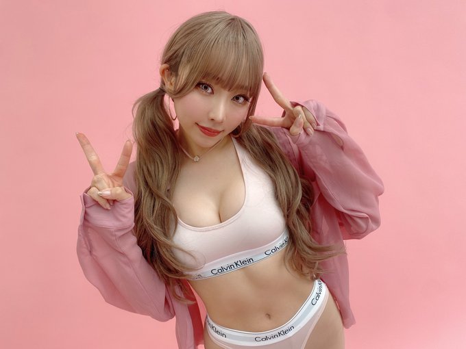 コスプレイヤーりなしぃのTwitter画像33