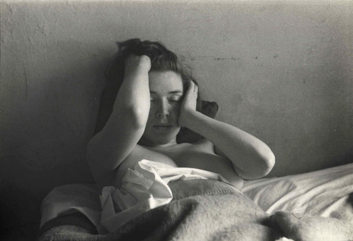 olaseranyson's tweet photo. Saul Leiter https://t.co/f4l0cup29E