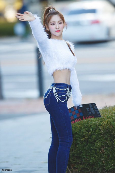Top10 Kpop Fattest Ass Ranking Based On Twitter Votes 100k Votes Allkpop Forums