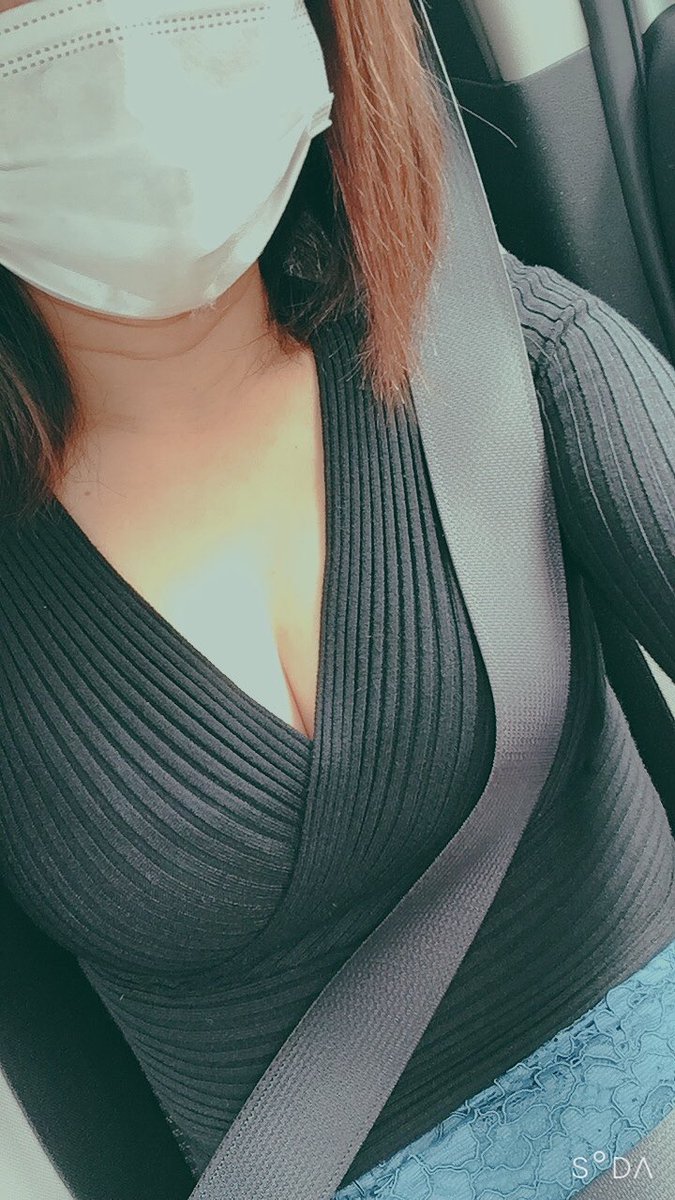 yhee3333's tweet image. 날씨가 꾸물꾸물
영희