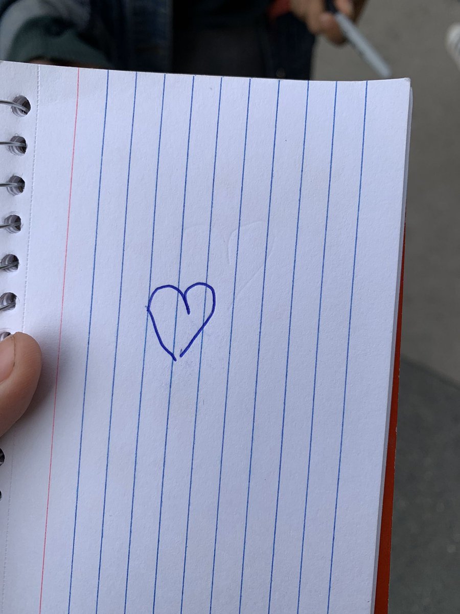 — the way he draws his hearts ♡︎