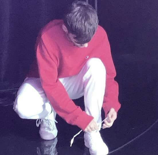 — tying his tiny shoes <3