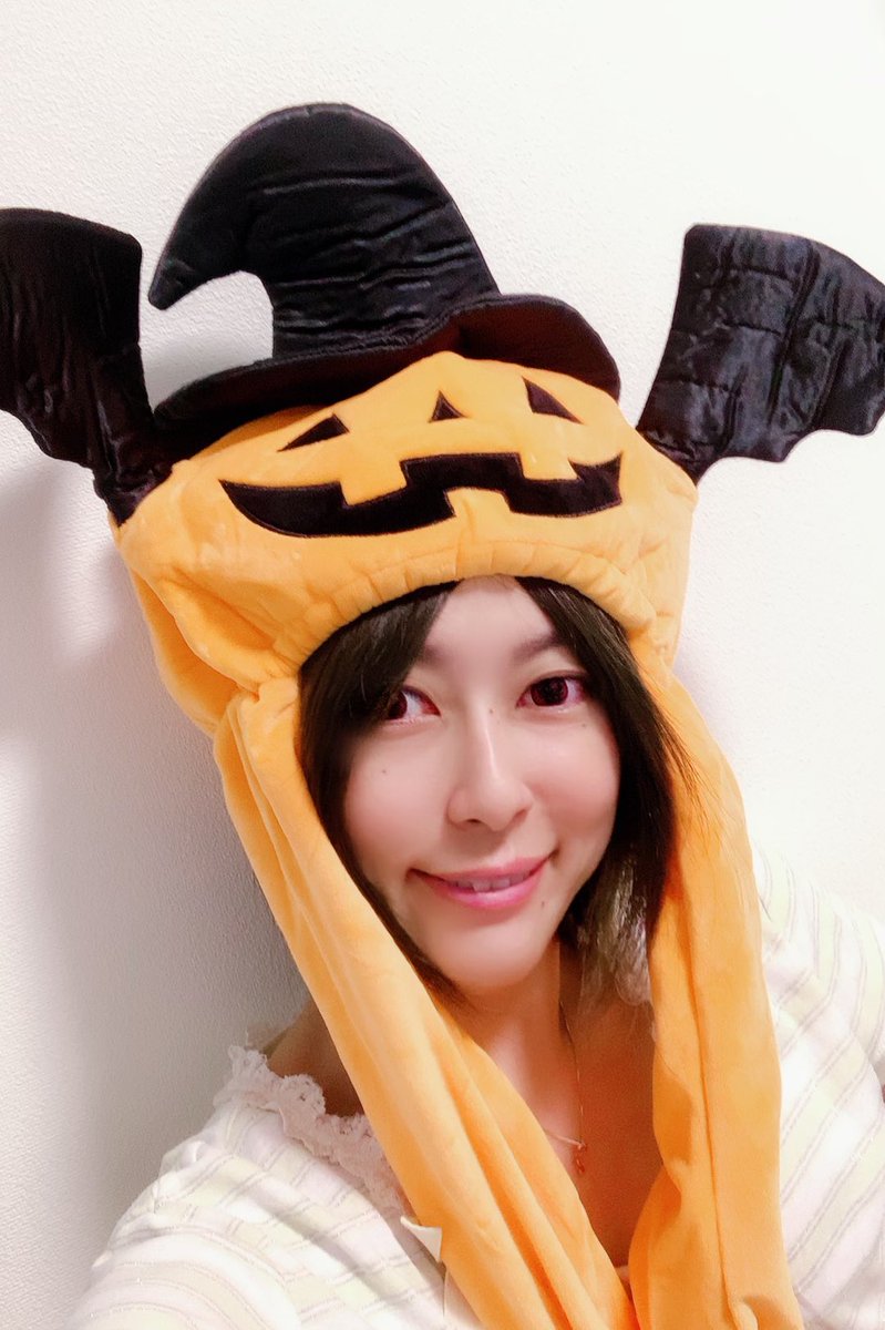 Twoucan 知花ちな Chihana China