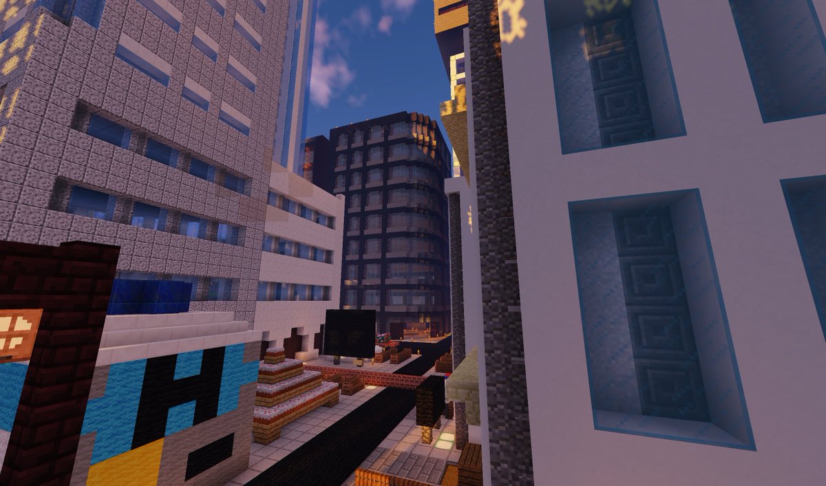 Kagamimochi Minecraft 江府市にまたビルを建てました 二枚目はmcaselectorでビル周辺のチャンクをスパフラに持ってった奴です マイクラ Minecraft Minecraft建築コミュ バニラ建築学部