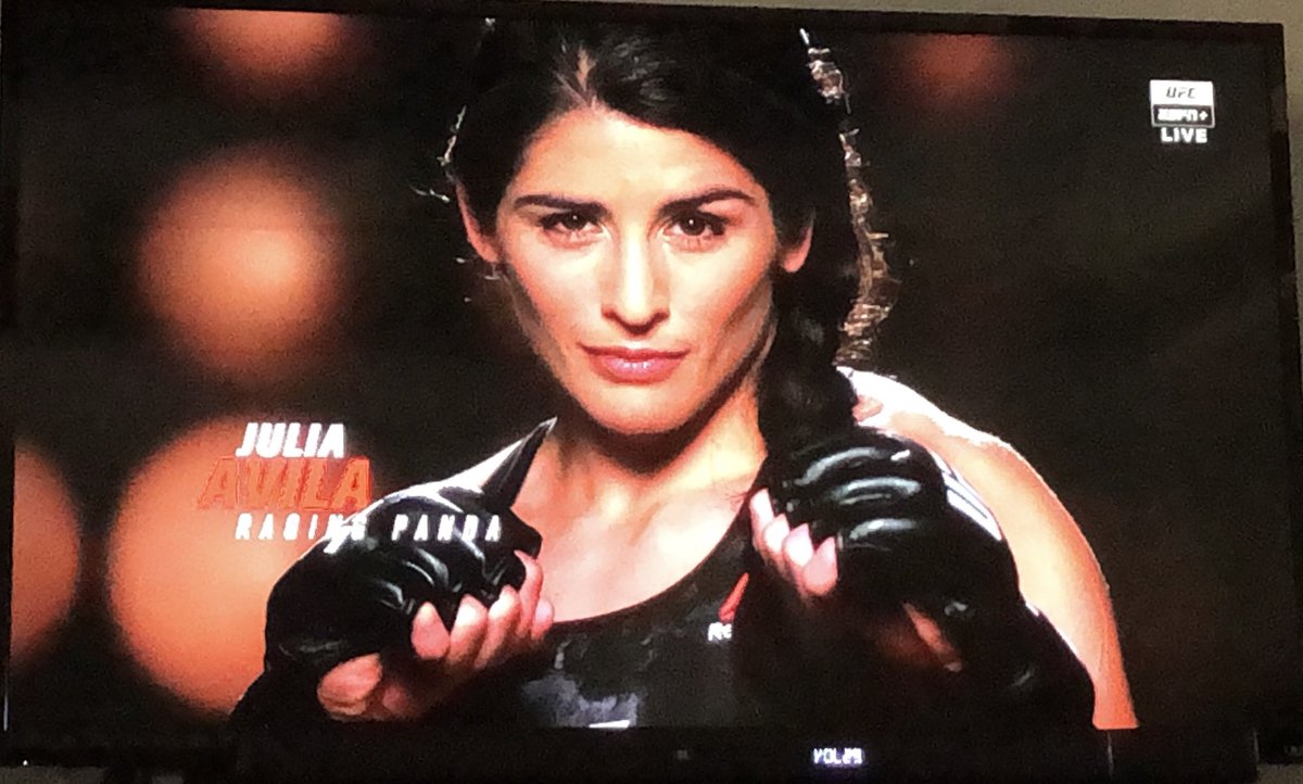 MisKatherine's tweet photo. And she did her thing!!! 💪🏼🐼👏🏼 4th Fastest Finish in UFC Bantamweight History (22 secs) T-K-O!!! #boombaby #ragingpanda🐼 @RagingPandaMMA https://t.co/mROy2BVL7W