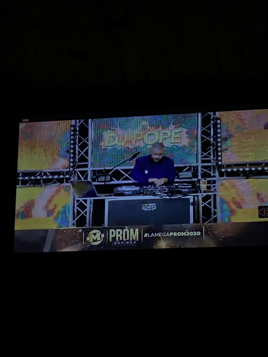 DjLeonardo Sarmiento tweet media