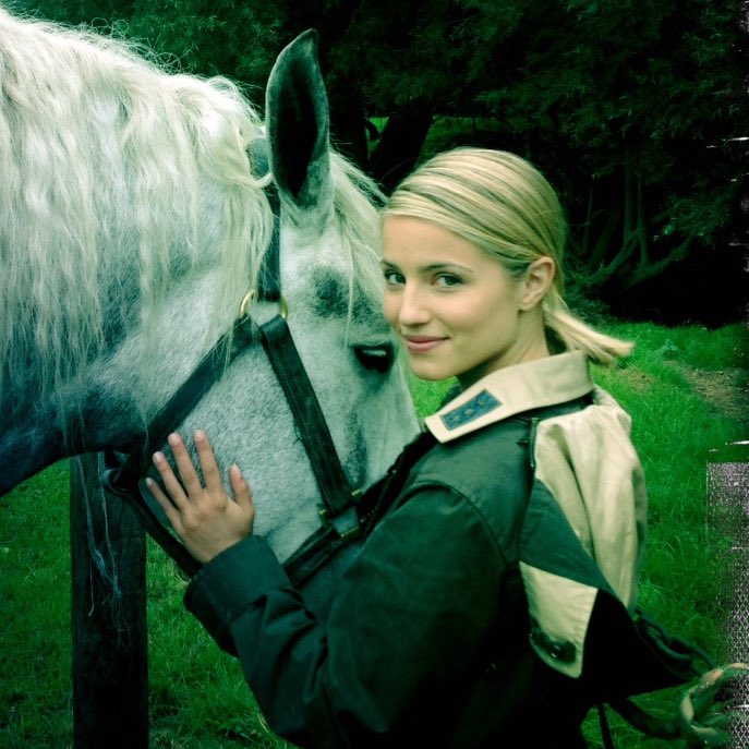 everreigned's tweet image. ⠀⠀
⠀⠀⠀⠀⠀⠀“We may have ascended to modern royal era, yet here I am still expected to be able to ride a horse as if I am living in hamlet.”
⠀⠀⠀