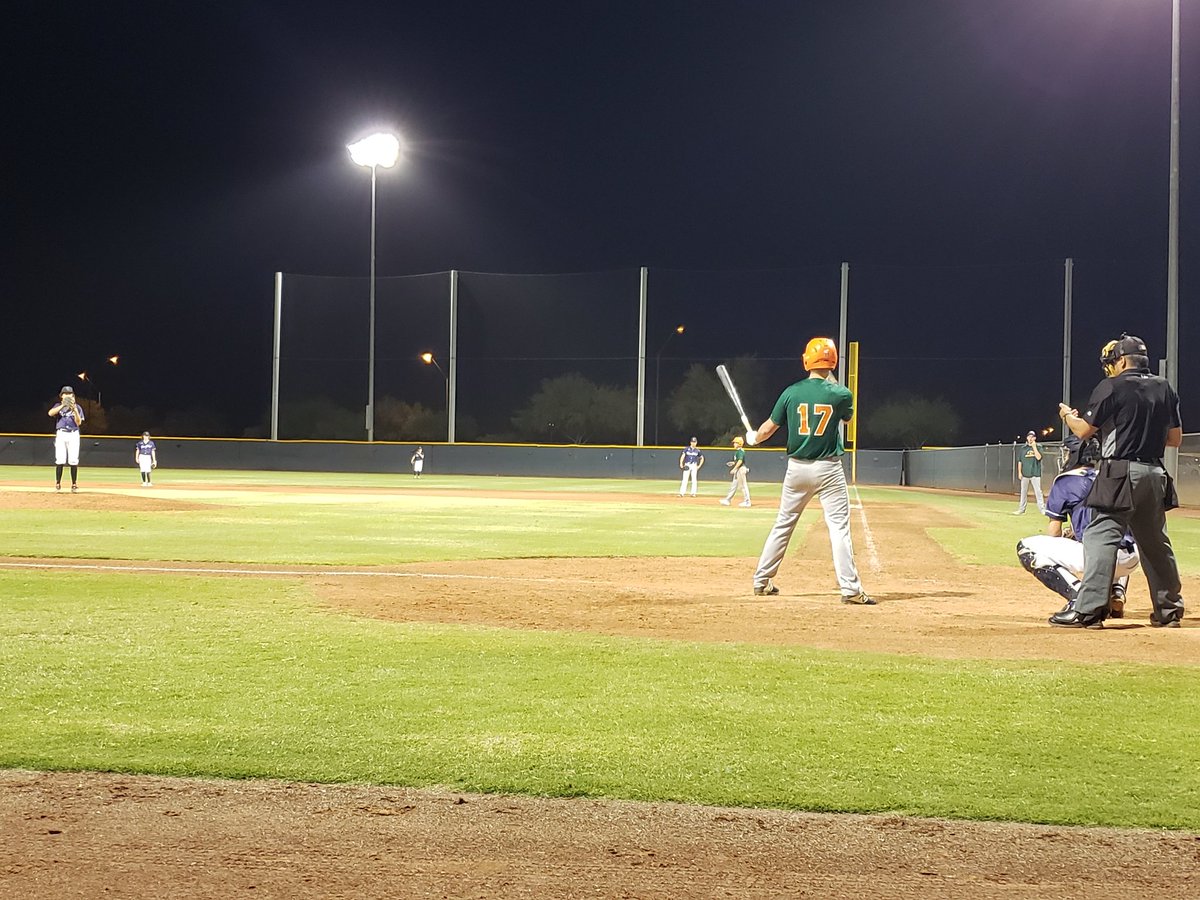 For just a moment the world feels normal. ⚾️⚾️⚾️ <a href="/cascadecrushbb/">Cascade Baseball Club</a>  #humbabe #saturdaynightlights