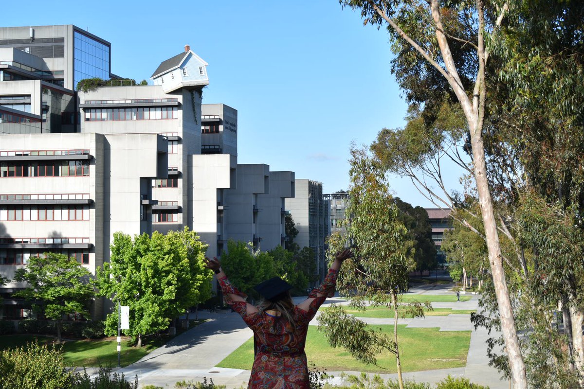 fakebittersweet's tweet photo. Done with undergrad 😊💕💖 https://t.co/KUvaUs4ppK