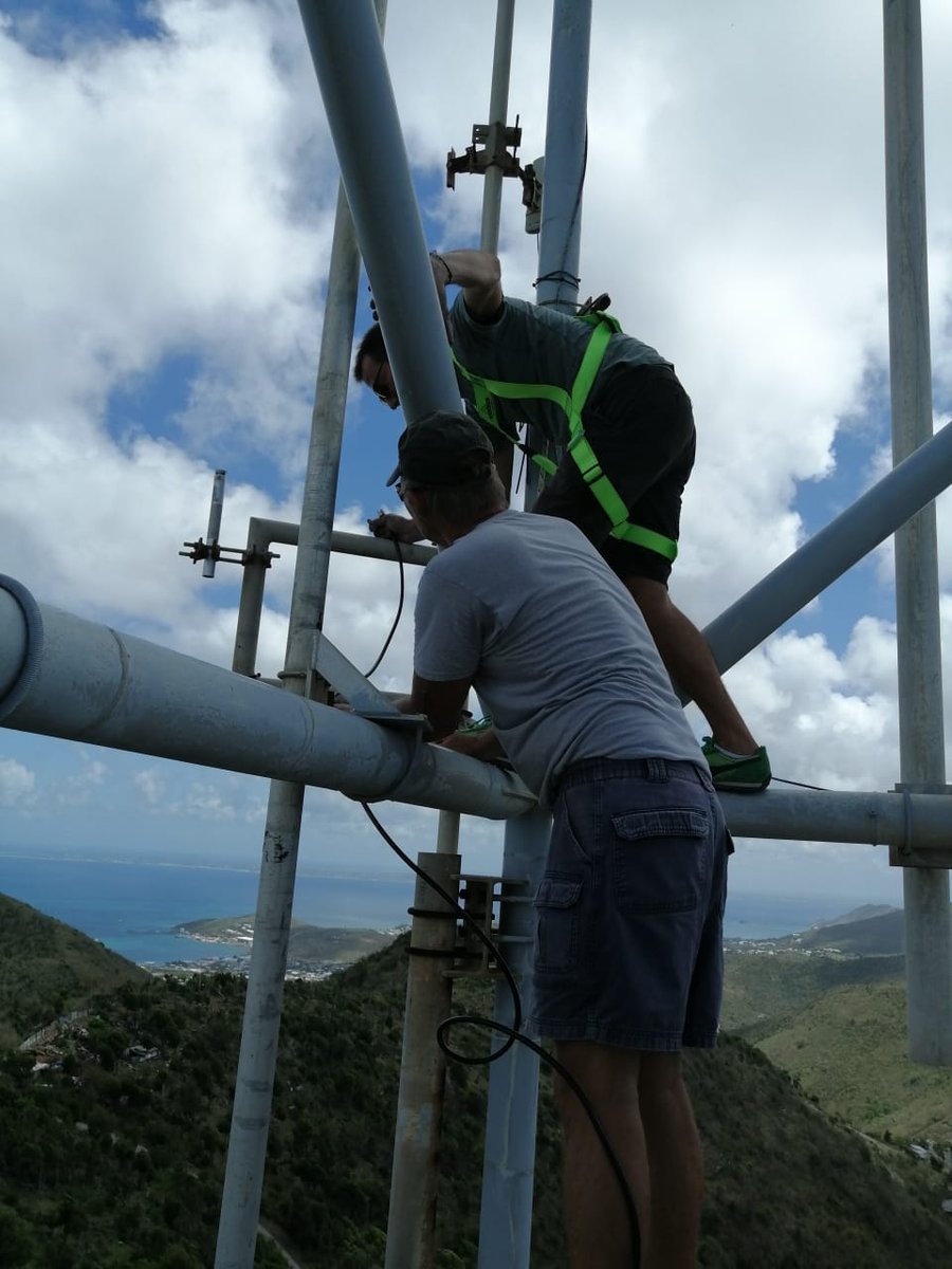 fg4st's tweet photo. VE3KR Klaus informed us that the PJ7R Repeater located at St. Peter's Hill SINT MAARTEN is back on the air on 146.760 Mhz -0.6 Tone 186.2 and it is connected to PJ7R-R node (862369) and irlp node PJ7R. #hamradio #ham #echolink #sxm https://t.co/uEMtGNxjfI