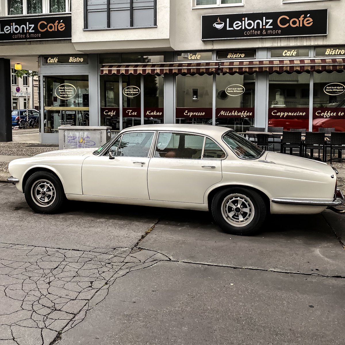 Peat63's tweet photo. #asundaycarpic https://t.co/8Dd36aiFq3