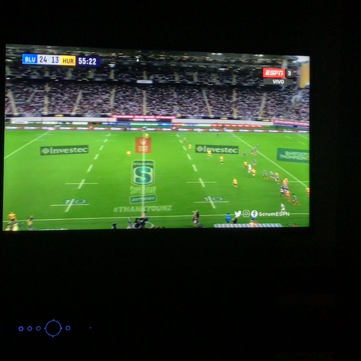 Volvió el rugby, obviamente en Nueva Zelanda, a cancha llena y sin barbijos! #SuperRugbyNZxESPN