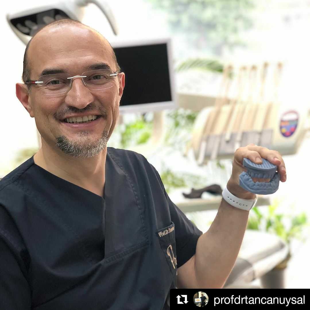 orthodigi's tweet photo. @tancanuysal 3D modellerle ortognatik cerrahi planlamasını da dijital olarak yapıyoruz. Hastamız artık doyasıya gülümseyebilecek #orhodontics #ortodonti #orthodontist #ortodontist #ortognatikcerreahi #çenecerrahisi  #orthognathicsurgery
Teşekkürler @orthodigi ve @AydinKocdas https://t.co/Fn0JUBqZuv