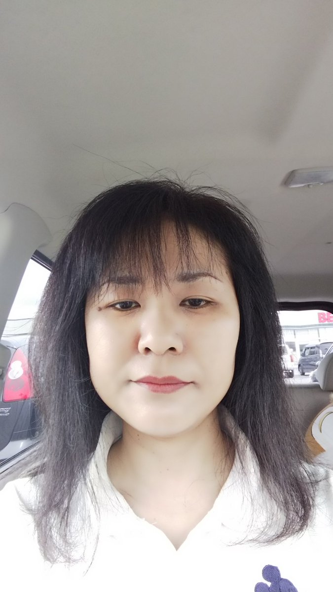 小笠原未絵 Pa Twitter 今日も休み ベストプライス六合店の中にあるカラーマートに行きました カット と白髪染めで46円でした O 1年前に行った留萌の美容室 はカット と白髪染めで100円でした 留萌の美容室 はもう行きませ