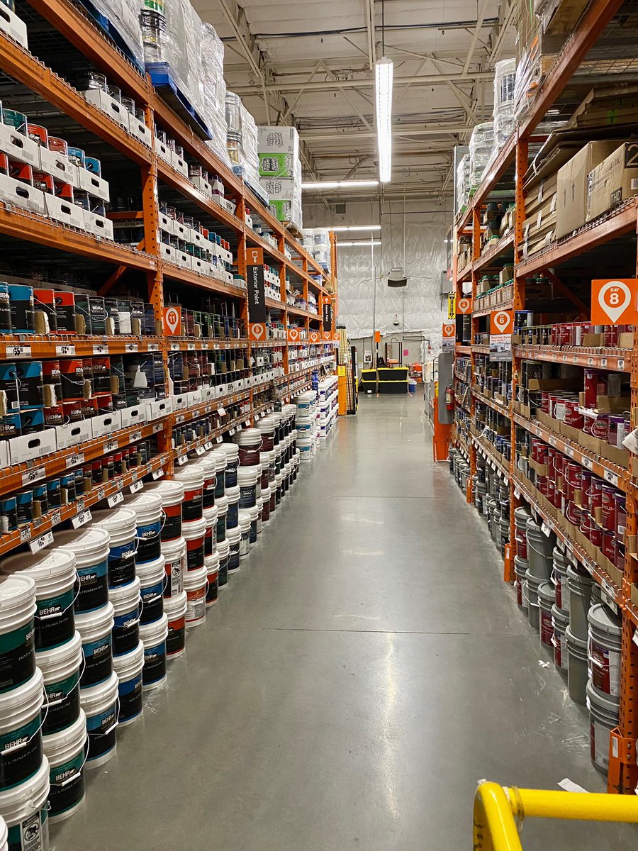 AshleyLuttrell6's tweet photo. My Associate Juana did an Amazing Job making the paint aisle look pristine! Thank you Juana! @RobPacNW @bamanda1214 @JoshuaCrocker3 @luap4010 @Jqphoto1 @ElijahJoslyn @RosebudOMalley @L_Donna82 @KayK_Quinn https://t.co/PuB3Q05VkQ