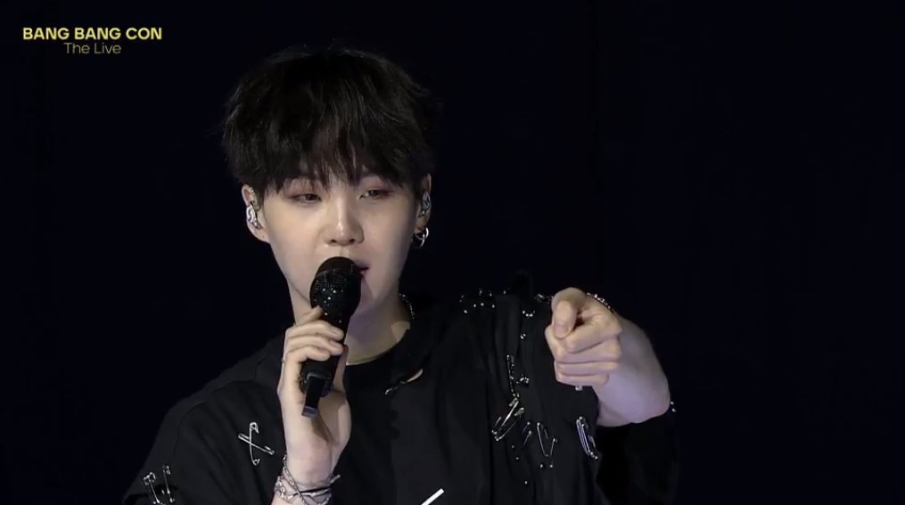 Yoongi is my world ⁷ 🐰🐱🍊 tweet media