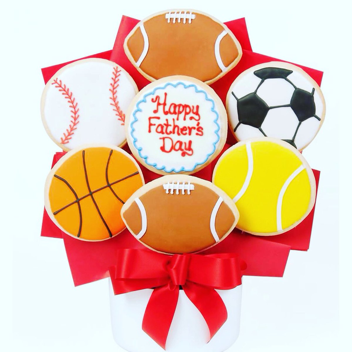 cookiebouquets1's tweet photo. Father’s Day is right around the corner! Send him a sweet surprise 🍪#FathersDay #FathersDayGift #cookiegift #cookiebouquet https://t.co/RuzHZTews4