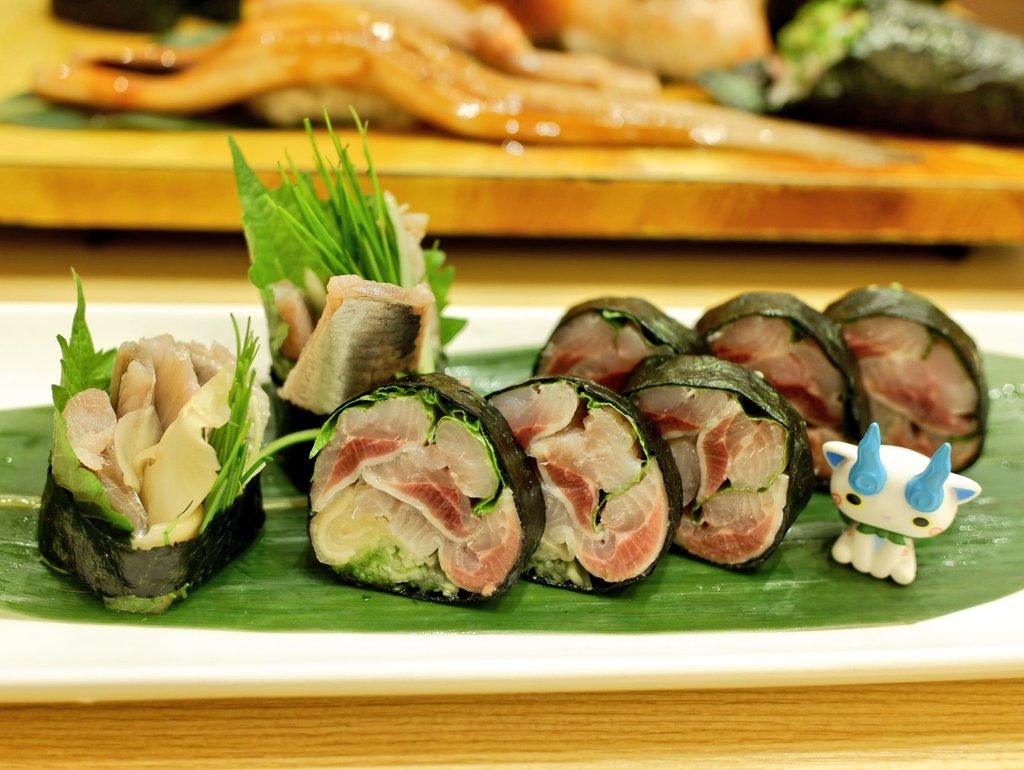 まさ雪 赤坂でお寿司 高そうで安い 寿司 美登利 コマさん 写真好きな人と繋がりたい T Co Qpqmgjczoz Twitter