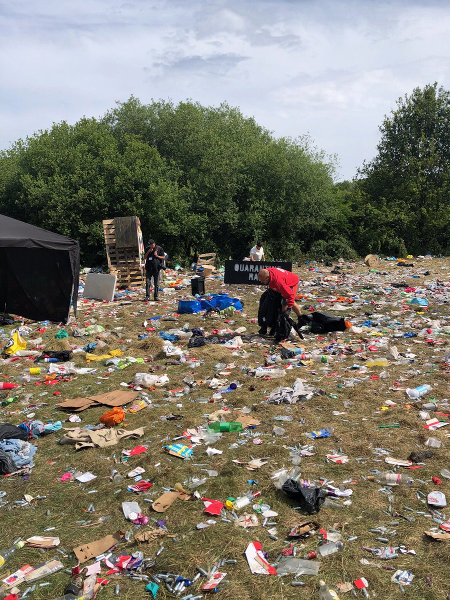 HelenaVesty's tweet photo. I’m at the field where the rave took place along with volunteers who have been here for hours. These are the scenes they were met with. @MENnewsdesk https://t.co/Lbt4ZhA9VO