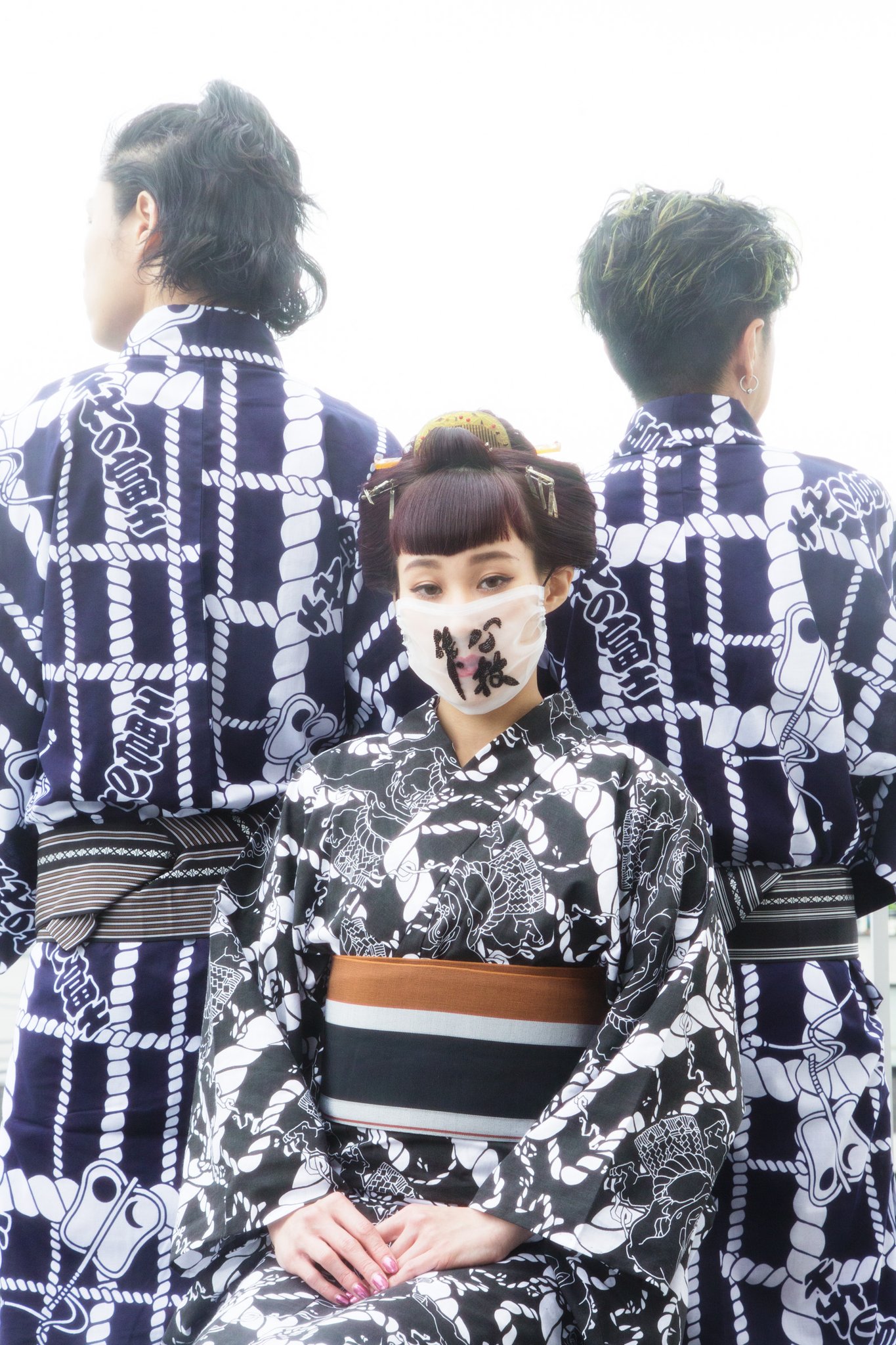 Ead7RidVcAMZl8Y.jpg:large