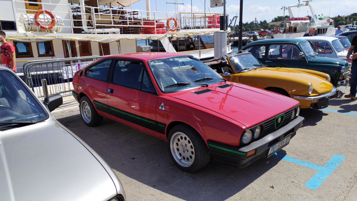 Sprint_QV's tweet photo. #AlfaSud #Sprint #QuadrifoglioVerde a Umago, Croazia. Bella, perfetta!!! https://t.co/sNcg89vv2E