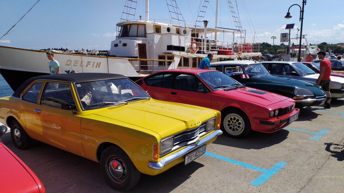 Sprint_QV's tweet photo. #alfaromeo #GTV 2.5 6 cilindri: baciata dal sole croato https://t.co/GRmaIi5qUu