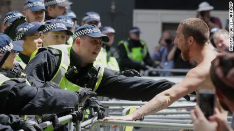 JohnAmaechi's tweet photo. Being ANTI-‘anti-racism’ is being racist, NOT “counter-protesting”.
The people we saw pictured chanting “Eng-ge-land” yesterday don’t have or need “a point”.
They have no ideological position beyond ethnic nationalism &amp; a clumsy, undifferentiated hatred of black &amp; brown people. https://t.co/qnZTfhKZVL