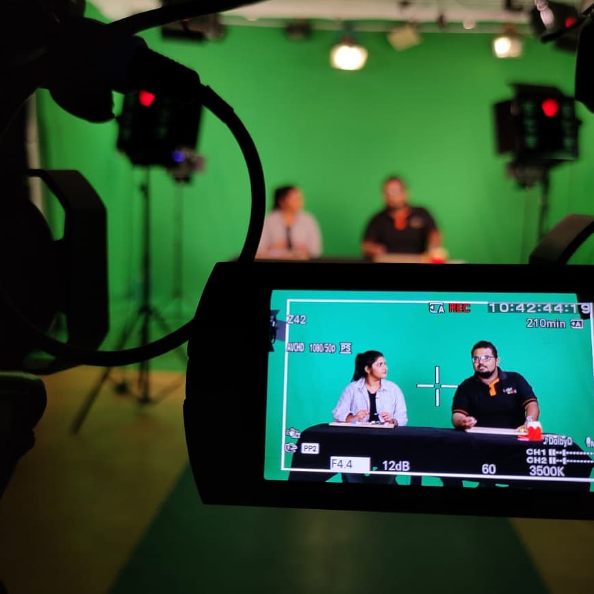 New episodes of "The MakerSpace" coming soon on @ApluskidsTV! Stay tuned to Channel 52 on Dialog TV!