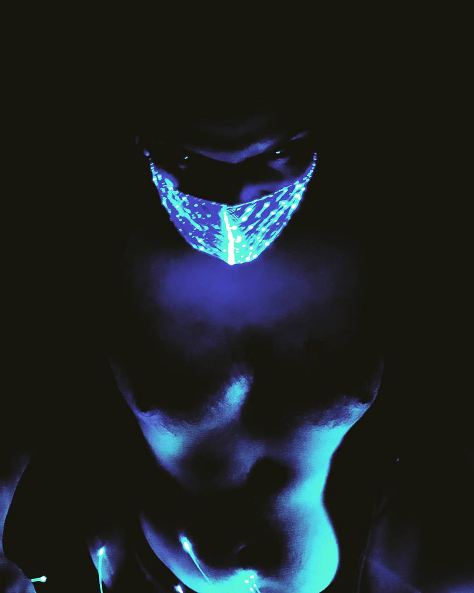 jeremywilton93's tweet image. New #mask came the other day loving the lighting #lightupfacemask #glowmask #GLOW #TikToker #lights
