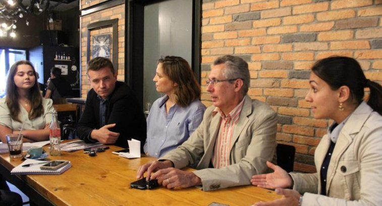 La jeunesse doit être mise en avant à #Tarbes ! "6000 étudiants exclus de la vie tarbaise" pour Myriam MENDEZ et <a href="/PierreLagonelle/">Pierre Lagonelle</a> #Municipales2020 #projet #renouveau lepetitjournal.net/65-hautes-pyre…