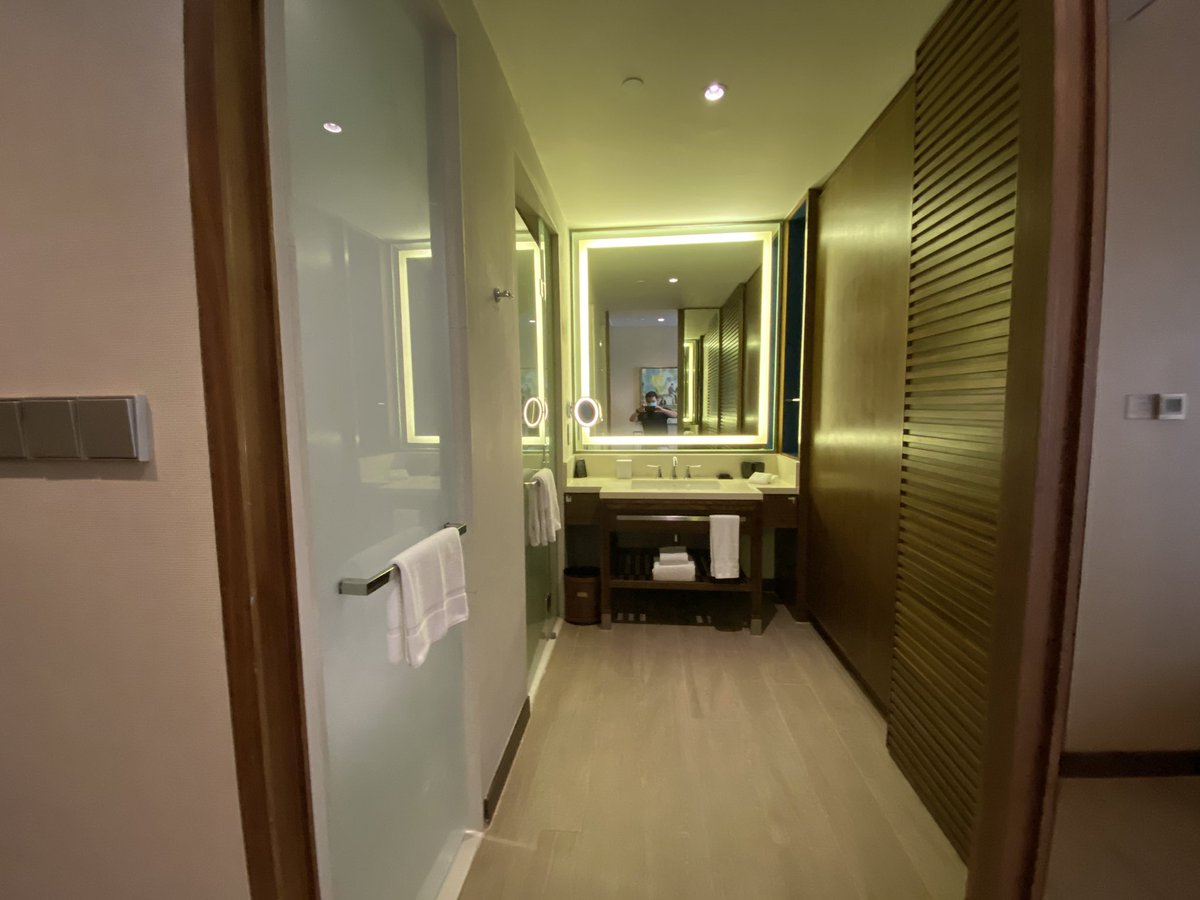 olezsmu's tweet photo. Glance of Hard Rock Desaru Hotel room for your eyes! #cuticutimalaysia #desarucoast #malaysiatrulyasia #tmws #majesticjohor #supportourlocal https://t.co/WJh7JBRdqG