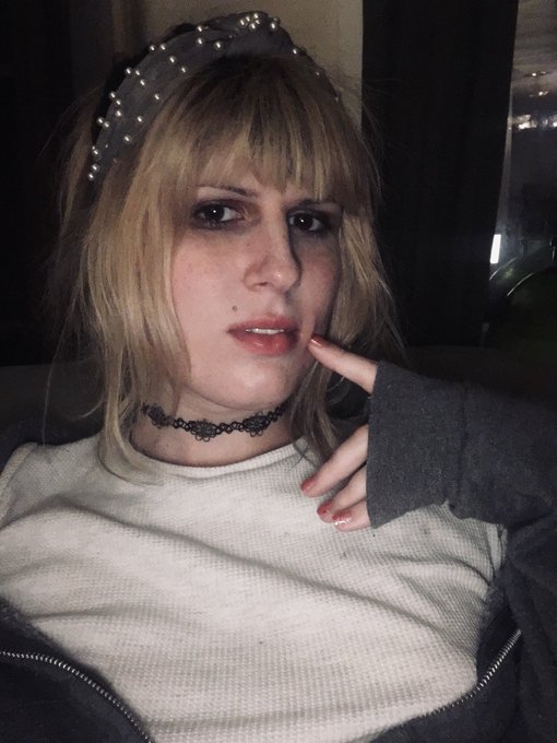 More lame selfies of boredom https://t.co/QpDOAgNdiQ<a href="/tag/mvsales"class="tags"><span>#mvsales</span></a><a href="/tag/mvtrans"class="tags"><span>#mvtrans</span></a>