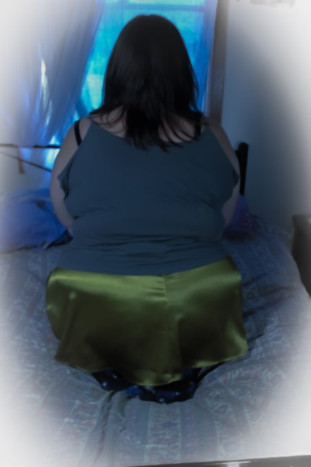 hehe feeling naughty <3 oxoxo https://t.co/6RcJgi9UbP