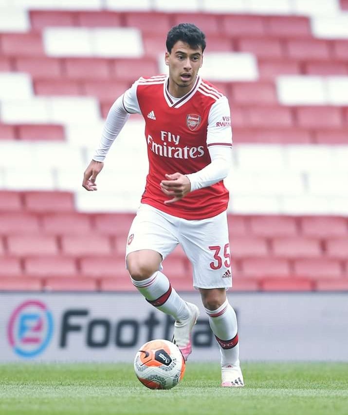 ArsenalInKenya's tweet photo. Gunners let's gain followers today 🔥There are millions of #AFCdaily people on Twitter. 
Retweet, like and drop #COYG let's all follow each other today 🔥 https://t.co/CbrQvlMf5p