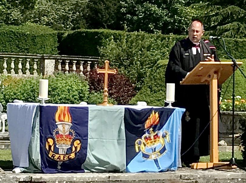 Very much looking forward to celebrating 100 years today since the Royal Army Educational Corps got its Royal Charter;  members of the RAEC and ETS past and present will join together as selfless, professional and innovative #ArmyEducators. Happy #EducationSunday one and all.