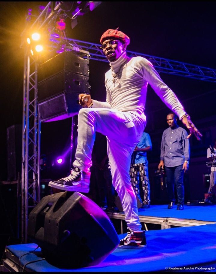 Pickas_blog's tweet image. A pictorial evidence of a business mongul 
 #1DON 
#1Man 
#1STAND