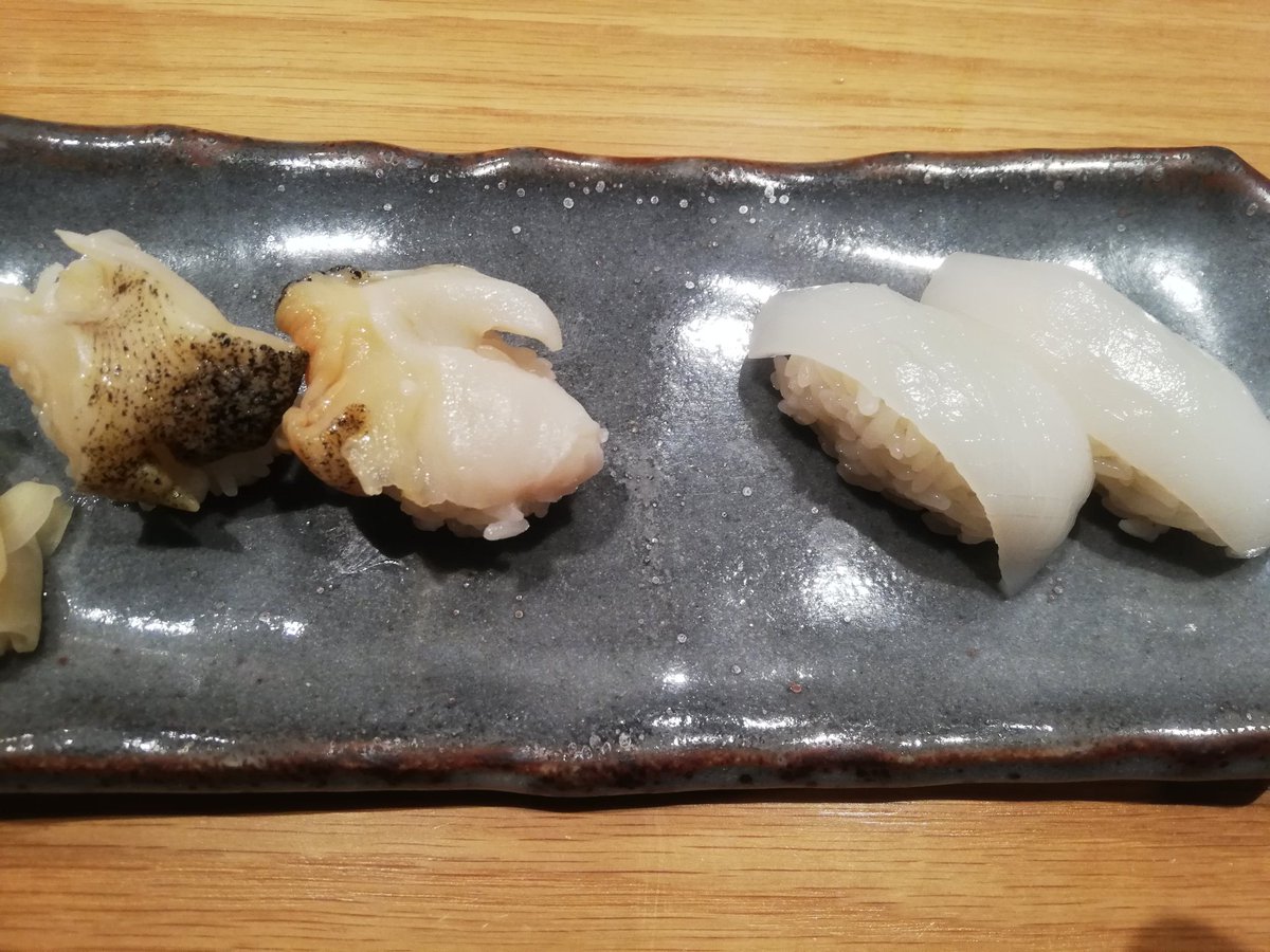 橘 玲 近所のお寿司屋さんで剣先イカとつぶ貝 どちらもいまが旬だそうです 橘 玲 近所のお寿司屋さんで剣先イカとつぶ貝 どちらもいまが旬だそうです
