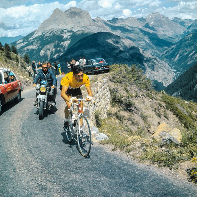davidguenel's tweet photo. A-t-on fait plus belle photo ?

(Eddy Merckx, Tour 1969, 11e étape) https://t.co/ka1q8xmfeA