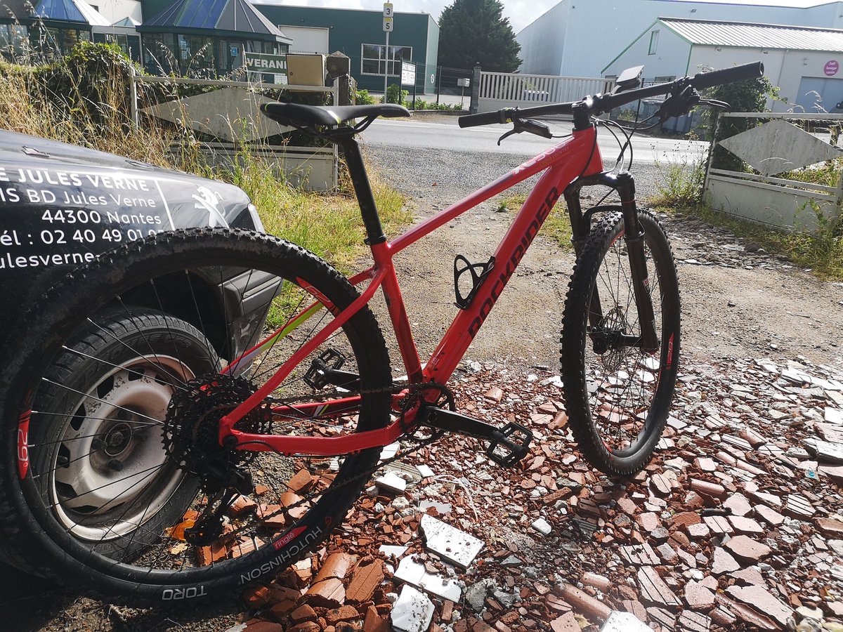 _CoCoBmX_'s tweet photo. Reprise de la Rando ce matin en Solo 😁
Entre Carquefou et Sucé-Sur-Erdre
#VTT #Randonée #Carquefou #SuceSurErdre #XC500 #Garmin #Edge520Plus #Rockrider https://t.co/h0bpB54sxP
