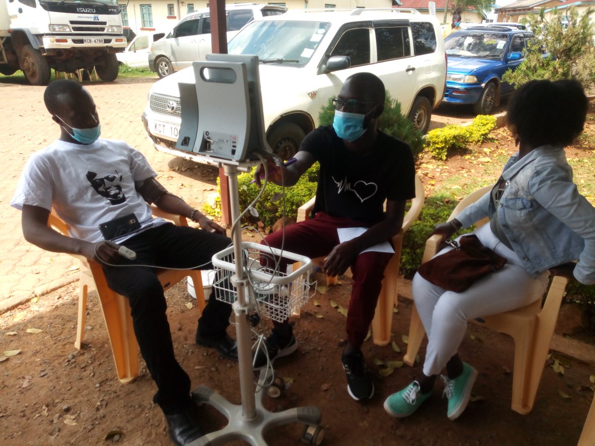 CrownedYouth039's tweet photo. For our heroes, Sicklers, we are doing it for you. #worldblooddonorday2020 #SaveASickler @OptionsinHealth @AdventureYG_Ke @BYCke_ @SpokespersonGoK @lindah_maruti @nancywakhu @CWangamati_ @stagemediaarts @MANI_QC https://t.co/KEjvGD1s0d