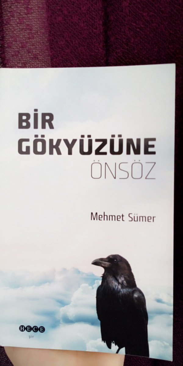 SarkiDergisi's tweet photo. Gökyüzüne bir de burdan bakalım. Şair Mehmet Sümer'in kitabı sana dokunacaktır.
@sumerianpoet https://t.co/uW7jHWIWPR